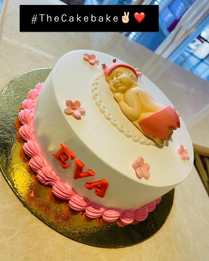 Baby GIrl Theme Cake