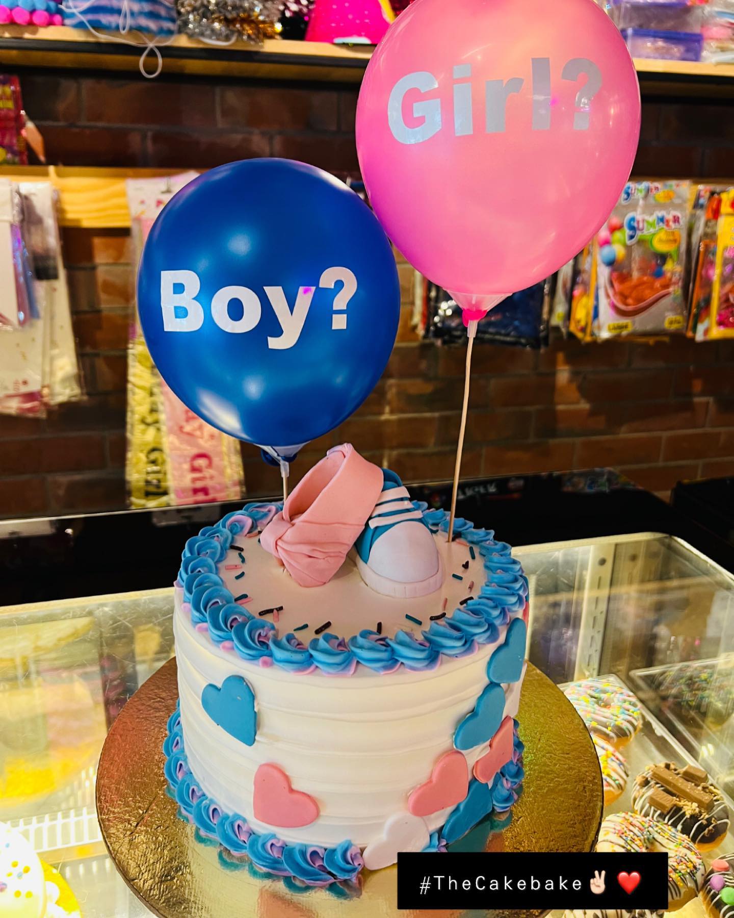 Balloon Baby Shower Cake
