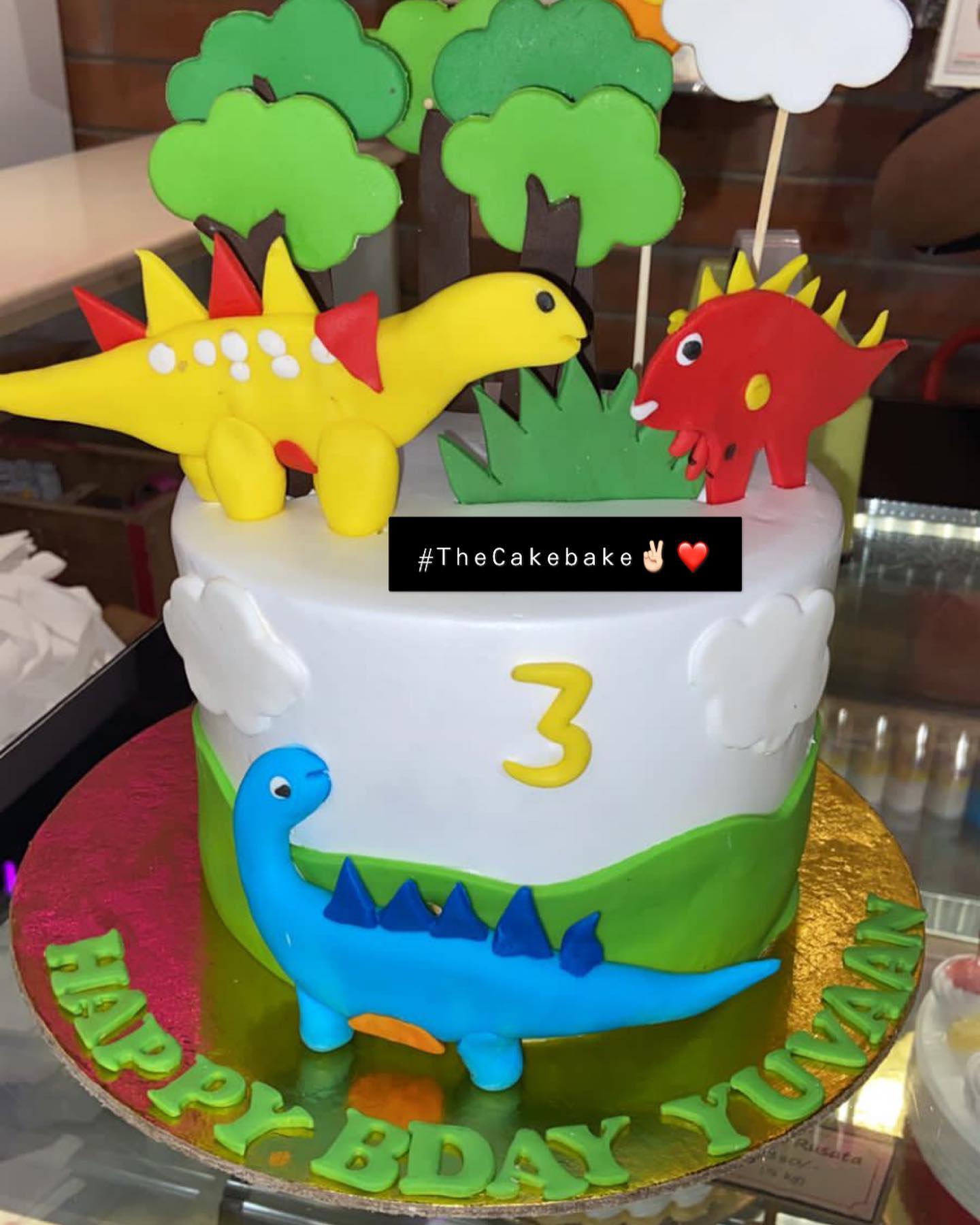 Dinasaur Theme Cake