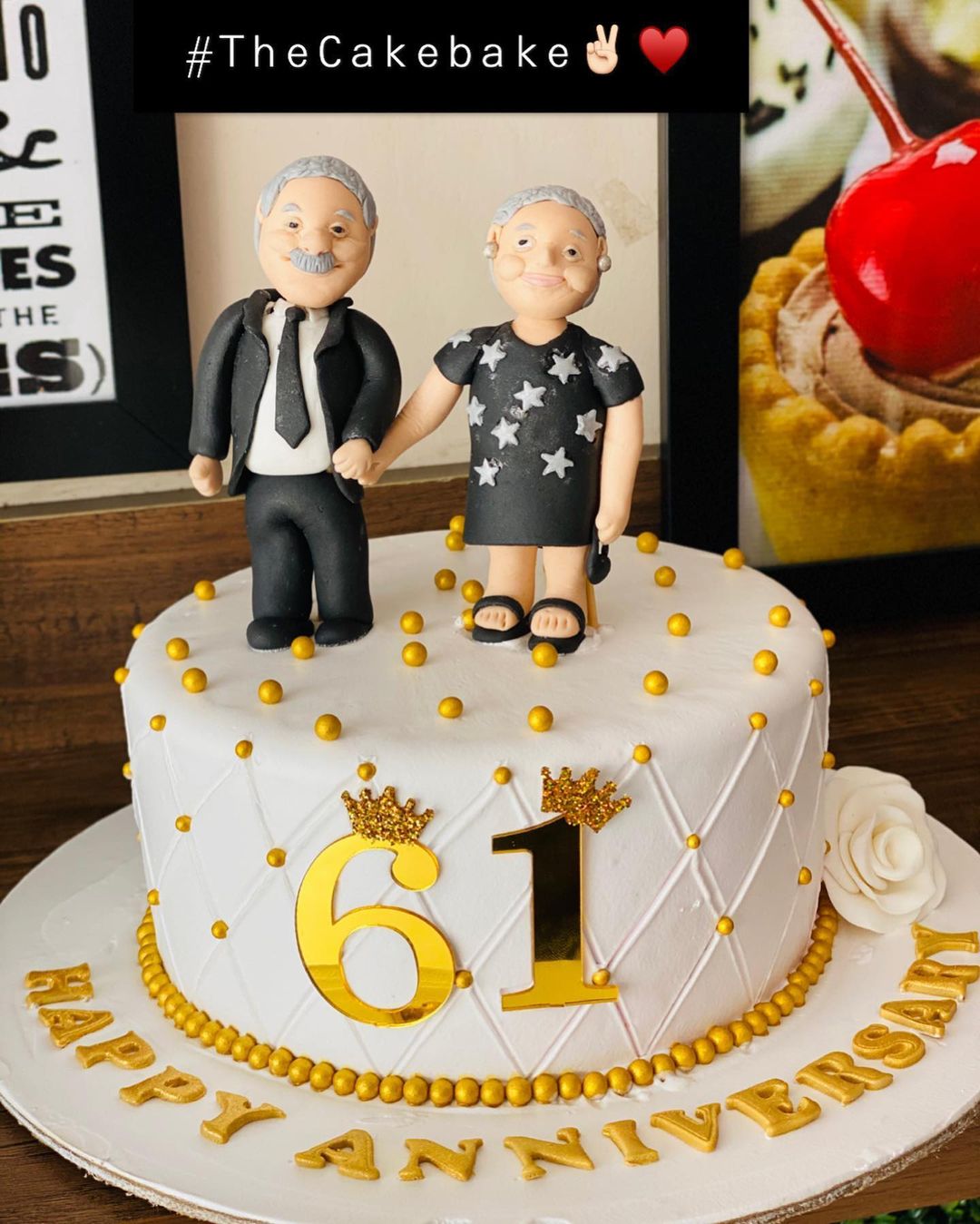 61st Wedding Anniversary Cake