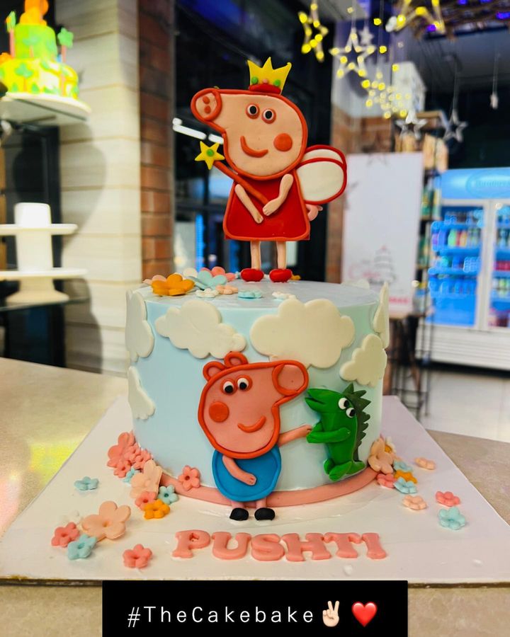 Peppa Fairytale Cake