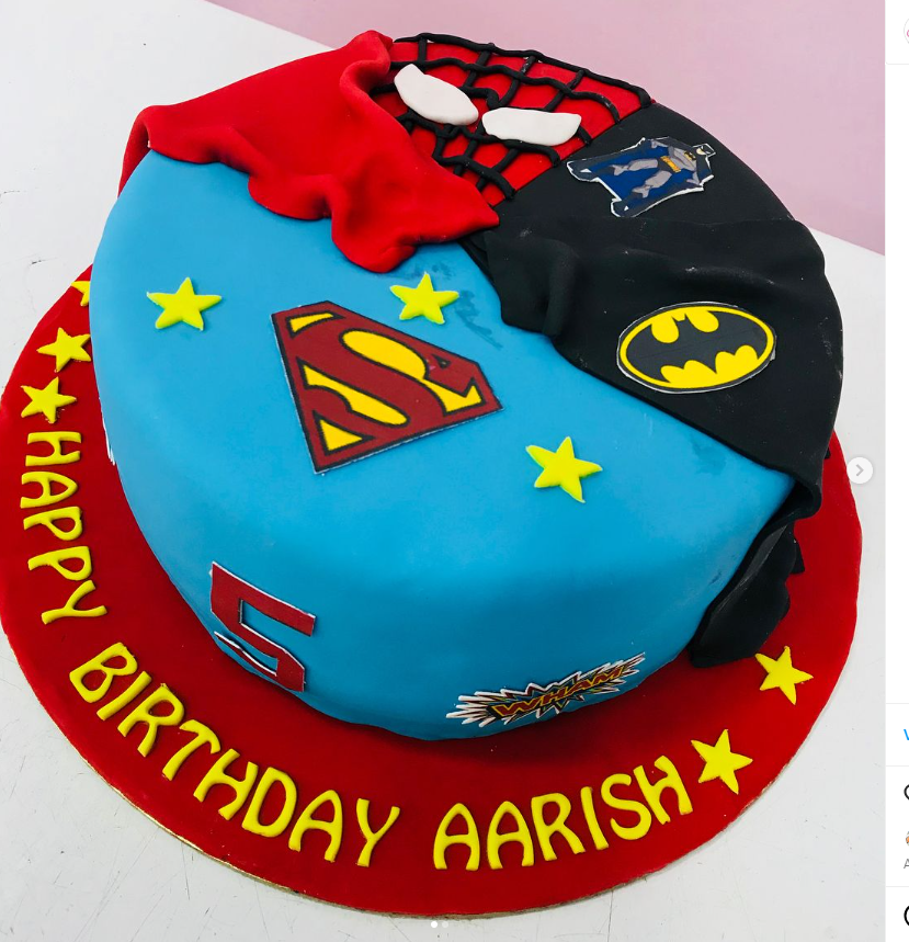 Superheroes Theme Cake