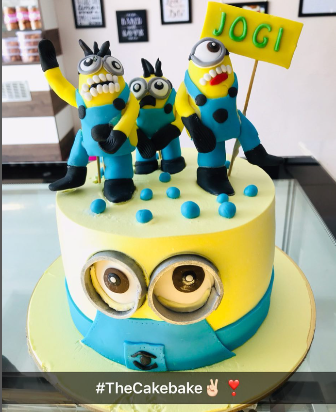 Minion Theme Cake