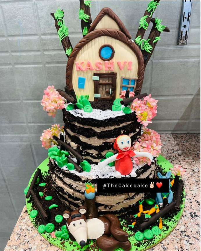 Jungle Theme Cake