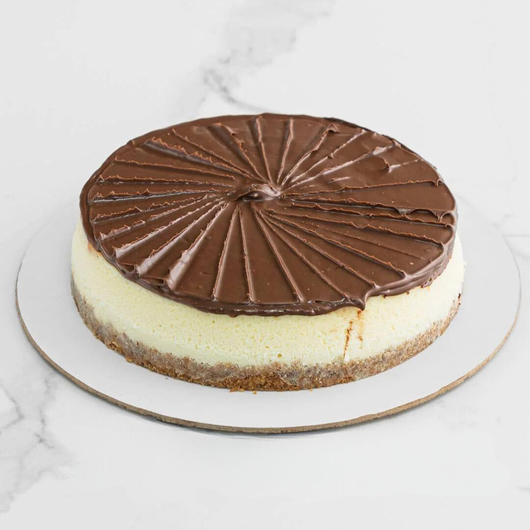 EGGLESS NUTELLA BAKED CHEESECAKE